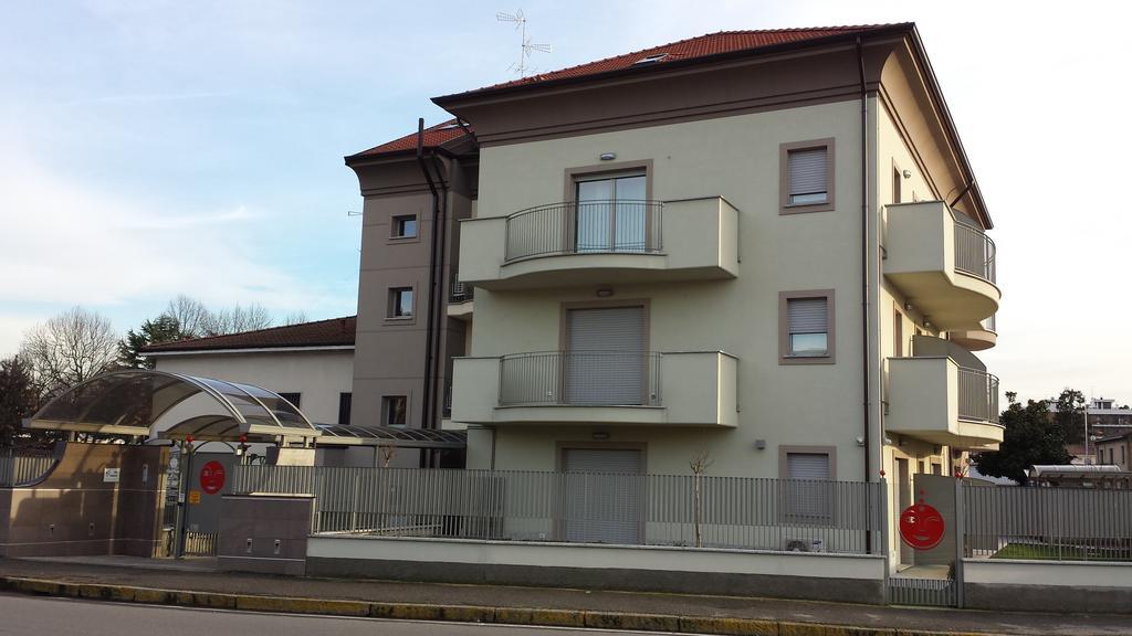 Residence Luna Di Monza Luaran gambar